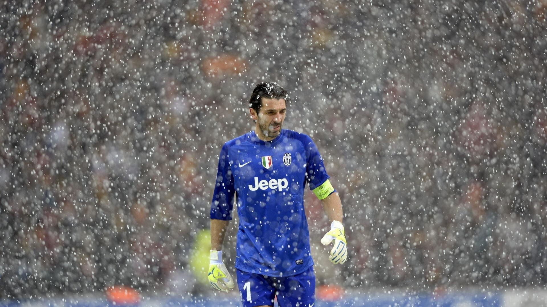 意甲超级反击：瞬间打穿防线的神技，意甲谁能打爆这条防线